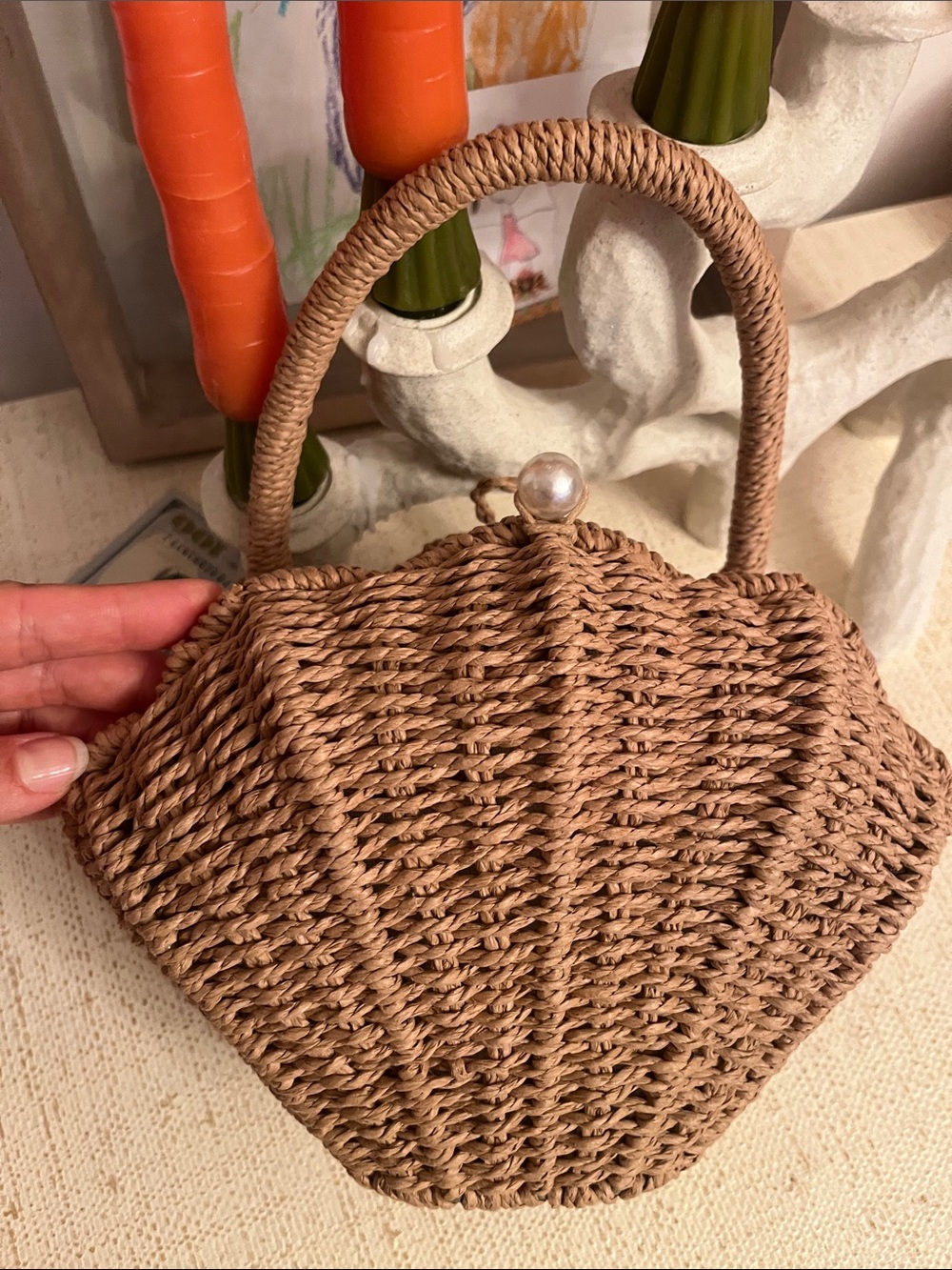 NWT Boho wowed Woven Shell-Shape Top-Handle Bag in Natural Straw Color - Picture 4 of 5